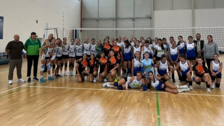Тополово първенец на приятелски турнир в Свиленград за момичета U16